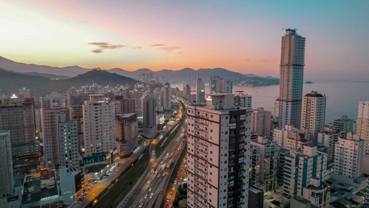 Por que Itapema se tornou um dos destinos mais procurados para investir em imóveis?